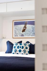 Elegant Modern Coastal Escape Steps from Noosa Main Beach