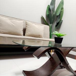 Stylish 1BR Condo with Balcony Pet Friendly