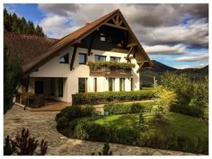 Pensiunea Drumul Plutasilor - Pângărăcior