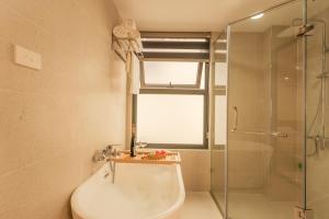 Homestay CHẤT- Lake Side, Self Check Apt
