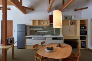 SANU 2nd Home SILVERLAKE Shirakabako