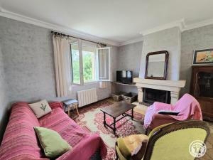 Maison de caractère avec jardin, animaux acceptés - FR-1-616-67