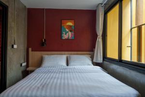 Wat We See Bangkok Hostel