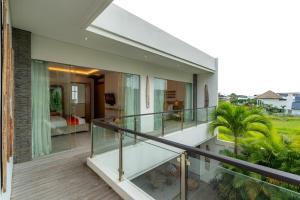 Flores Villa by Betterplace