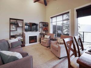 Amazing Marina & Oceanfront View - Pet Friendly - Sleeps 6