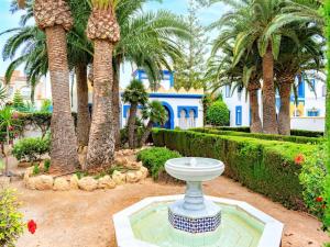 Holiday home in Roquetas de Mar by the sea