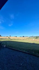 Comoda casa con increíble vista a los volcanes que te invita al descanso y desconexión
