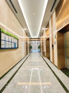 The Beverly View Vinwonder Supper King Luxury VIP