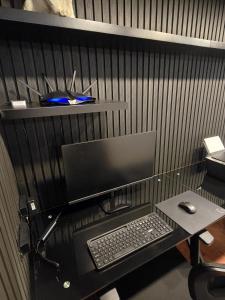 Modern Apt in Poblado with Private Terrace & Gym