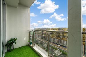 Spacious Unit & High-Floor Hotel near City of Dreams, Airport, Okada, and Solaire Casino