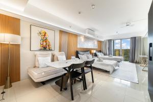 Spacious Unit & High-Floor Hotel near City of Dreams, Airport, Okada, and Solaire Casino