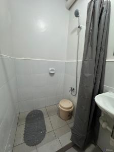 Serene Urban Homestay Condo in Lapu-Lapu City