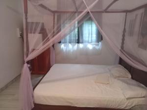 leon villa weligama