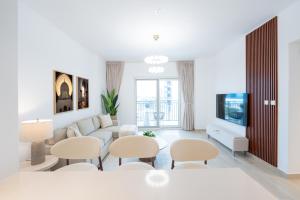 Two Bedroom Apartment by Otolo Homes with Free Yas Theme Park Tickets