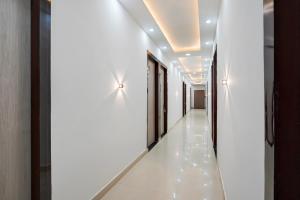 Super Townhouse Oak Char Dham Vrindavan