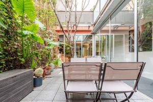 ArtlifeBCN Fira Apartment