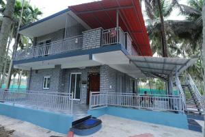 Riverside homestay