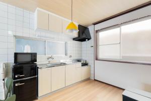Urbanside Residence TERADACHO