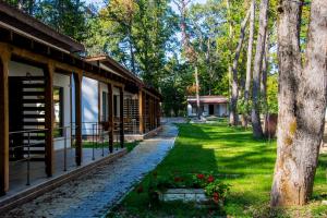 Elmona Villas