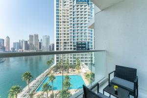 PVH - Damac Maison Prive - Studio with Canal and Pool View