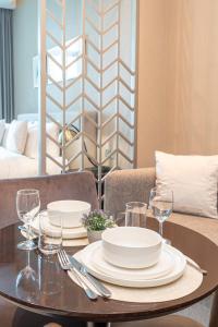 PVH - Damac Maison Prive - Studio with Canal and Pool View