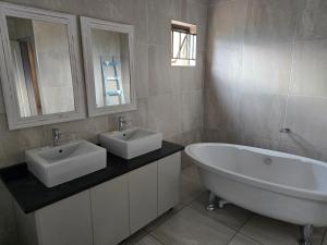 Mminanoko Eco Guesthouse