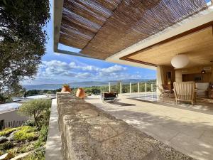 Villa darchitecte à Abbartello, vue mer et accès plage