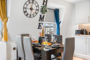 Luxury Cosy 1bed with Tranquil Roof Top Garden to Relax Sleeps 6