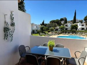 Albufeira Sunny Days | Pool View Family Apartment