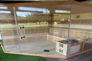 Luxury Estate with Pool & Spa