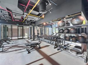 Stylish 1BR Apartment Peninsula One Business Bay