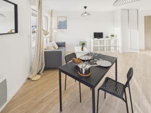 Plein centre ville - Appart pour 2 avec balcon