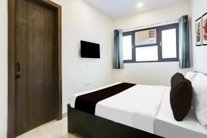 Hotel O A K Residency