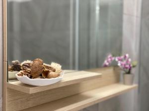 Kiras Group Apartments - 8 Units for Up to 38 Guests