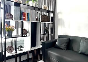 Luxury 3BR Private House with Garden shared Pool Central Chiang Rai