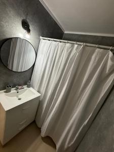 Departamento Colegiales Belgrano CABA Frente al parque ferroviario