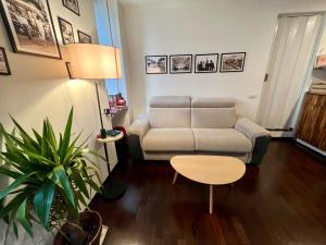 GuestHost - Modern and cozy apartment near Amendola M1