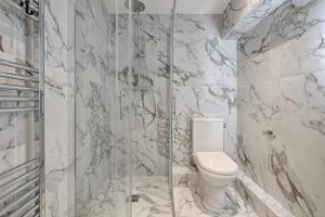 Louvre, Saint Honoré, Tuileries 6P, AC by Melvane