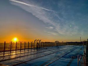 Tiny float home Brighton