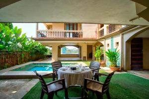 Aveeno Villas with Swimming Pool and Jacuzzi Near Baga and Calangute
