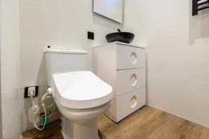 HOR42DA Estudio moderno en el centro de Madrid - Alquiler temporal