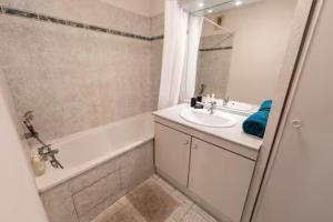 T2 Bord de Garonne - Parking - Clim - Piscine