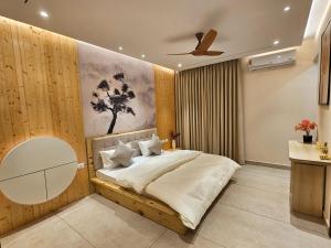 Japandi theme Apartment 10 mins from Chandigarh Airport - by Zeppelin Stays