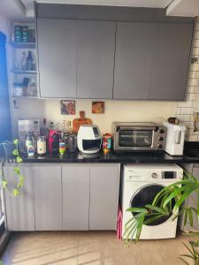 Studio with air conditioning, balcony, parking space and leisure comp Osasco