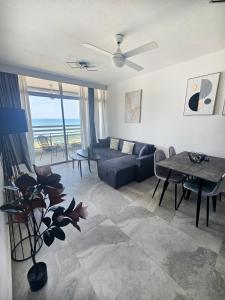 Lazuli Beachfront Sea View Ap 34