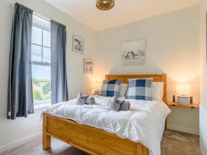 4 Bed in Bexhill-on-sea oc-77602