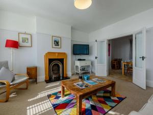 3 Bed in Bexhill On Sea oc-bt037