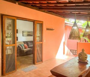 Arraial d´Ajuda | Chalé com jeitinho de casa no centro de Arraial