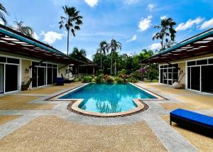 Luxury villa for rent