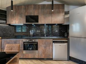 Appartement moderne proche centre, 3 chambres - FR-1-565-29